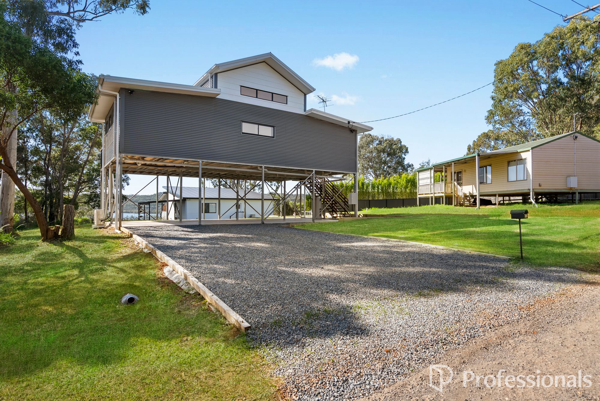 23 Main View Drive property photograph
